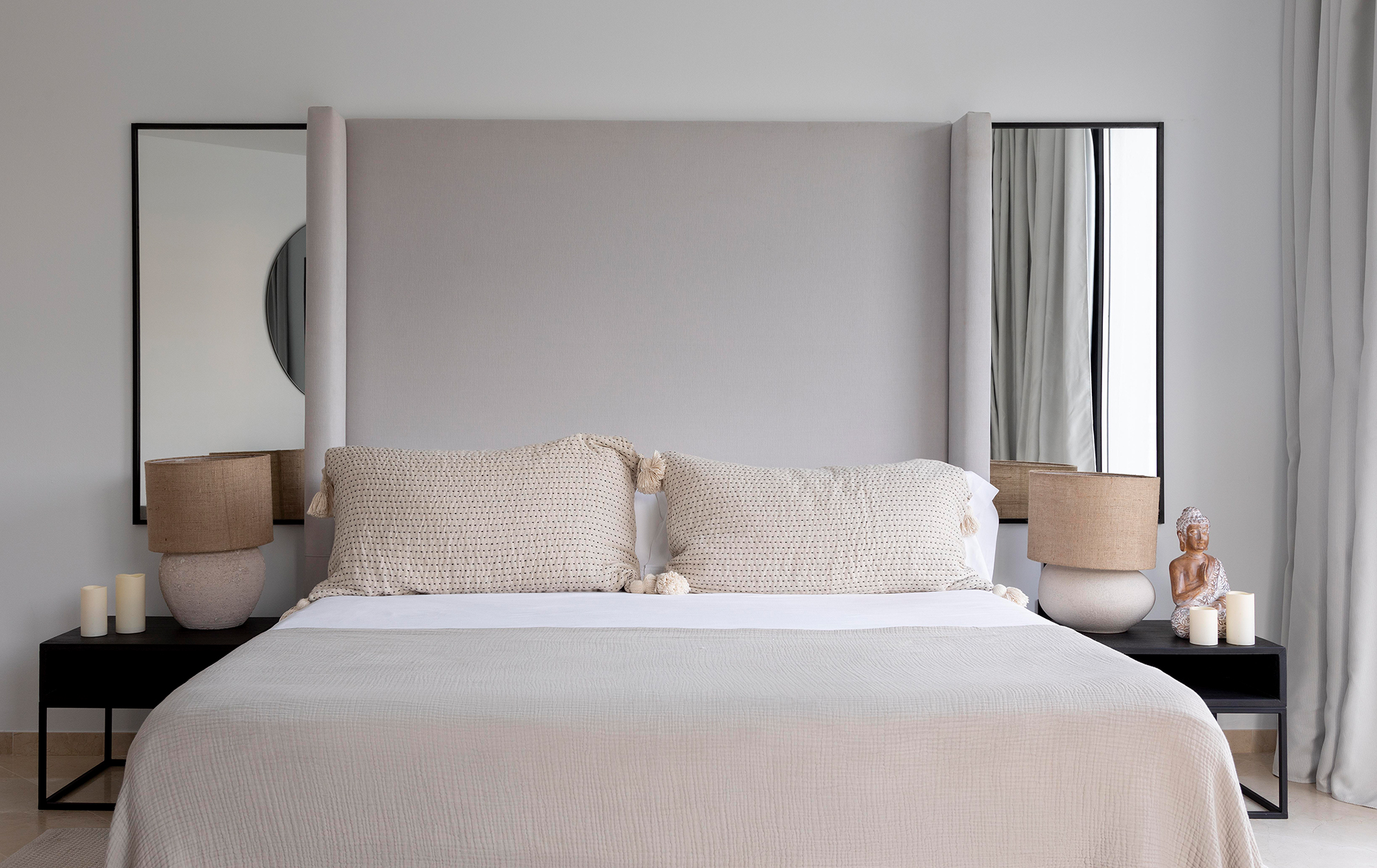 Більше світла: 5 способів зробити темну кімнату світлішою